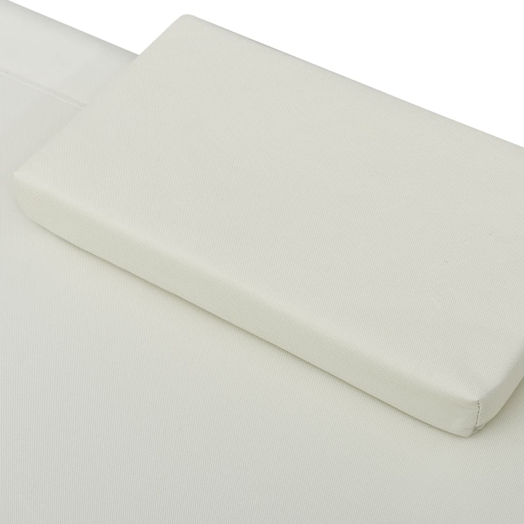 Tumbona de exterior con dosel y almohadas blanco crema